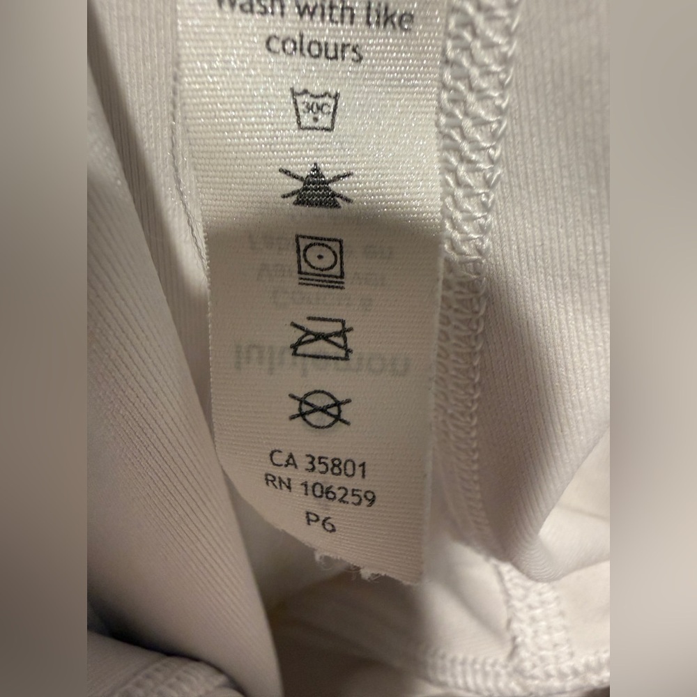 Lululemon All The Right Places Pant II-Size 4 - Picture 13 of 13